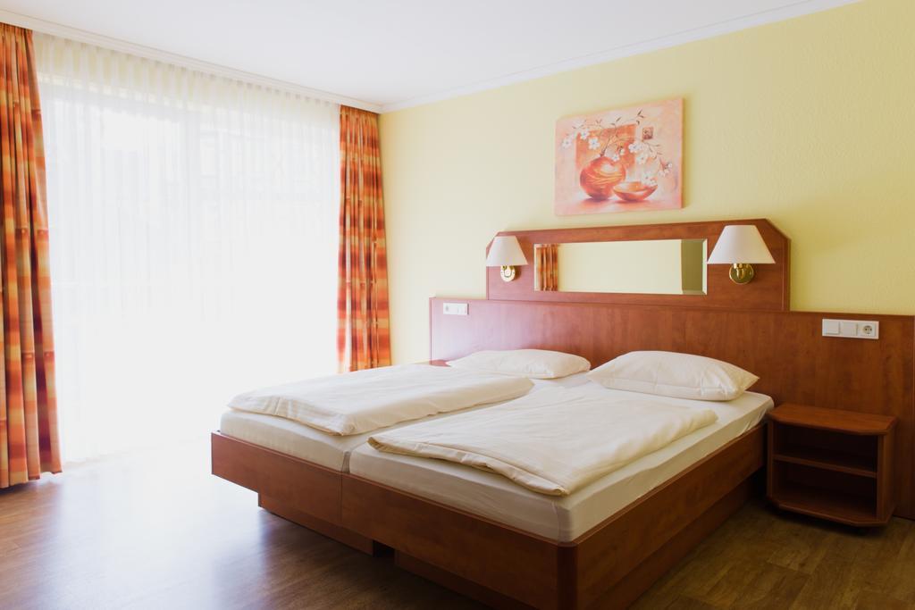 ורניגרוד Altwernigeroeder Apparthotel מראה חיצוני תמונה