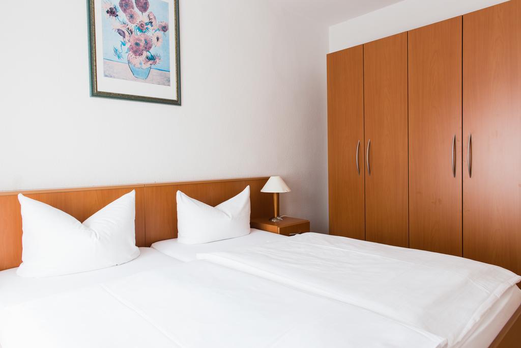 ורניגרוד Altwernigeroeder Apparthotel מראה חיצוני תמונה